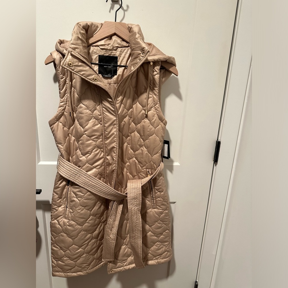 kate spade Quilted Sleeveless Belted Vest in Nude Beige